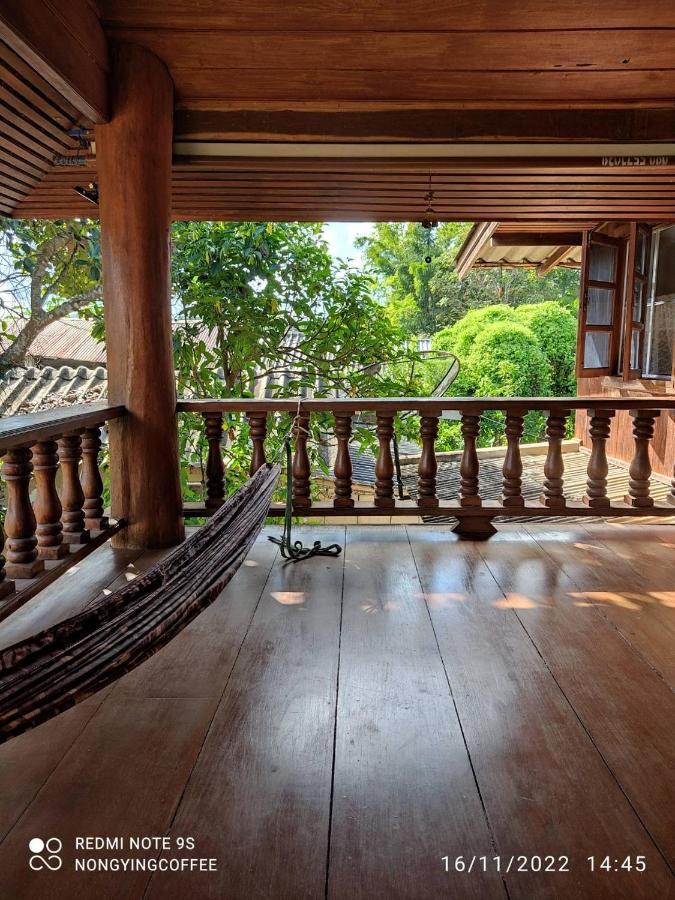 Chanmuang Guesthouse Mae Hong Son Exteriör bild